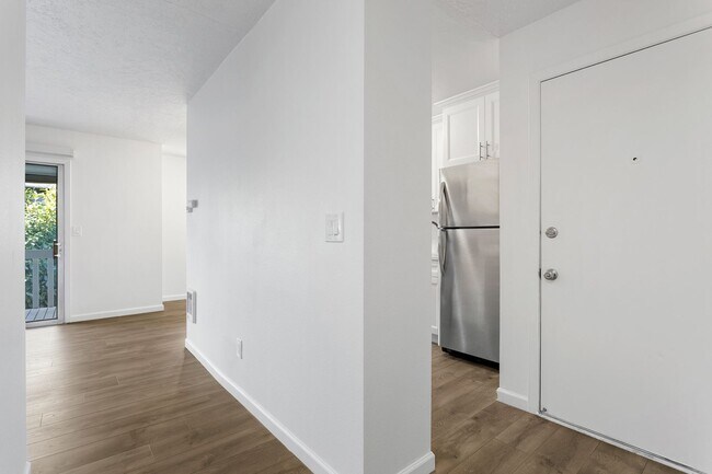 Interior Photo - Sheri-Hill Apartments