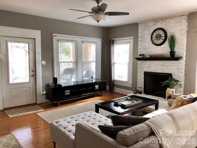 Building Photo - 3235 Archdale Dr