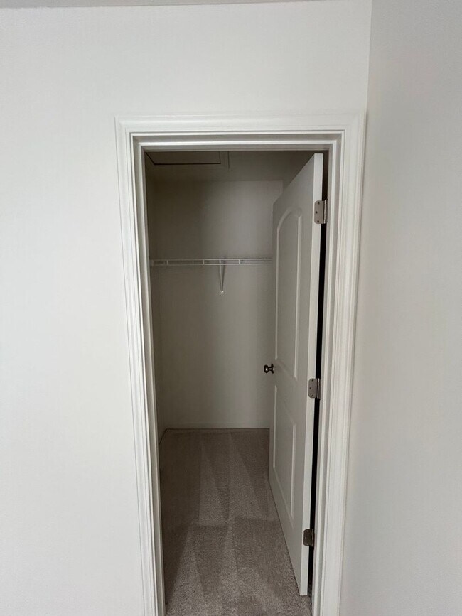 Building Photo - Newly Constructed 5 Bedroom Single Family ...