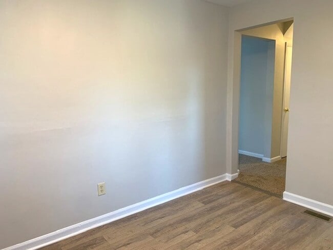 Building Photo - 50% OFF RENT UNTIL 2026!  APPLY FOR ONLY $...
