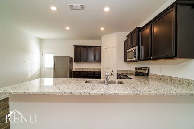 Building Photo - Coming Soon!