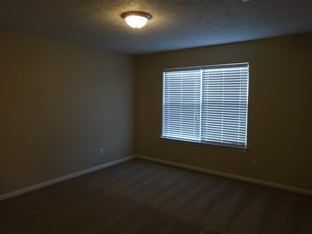 Building Photo - 9116 Dolphin Cir