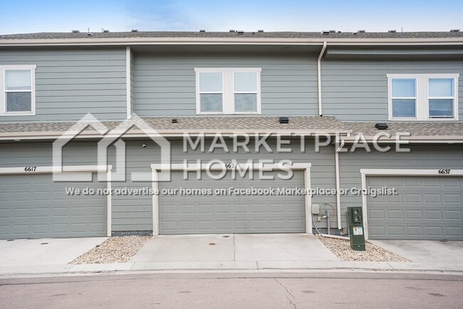 Building Photo - 6627 Rubicon Dr