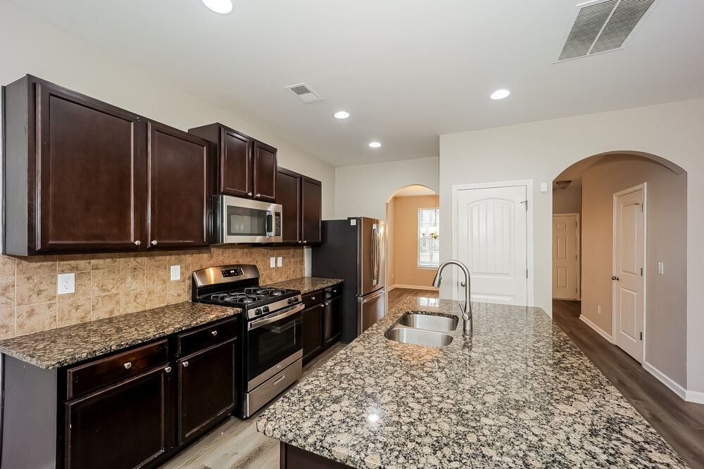 Building Photo - 5914 Grande River Rd