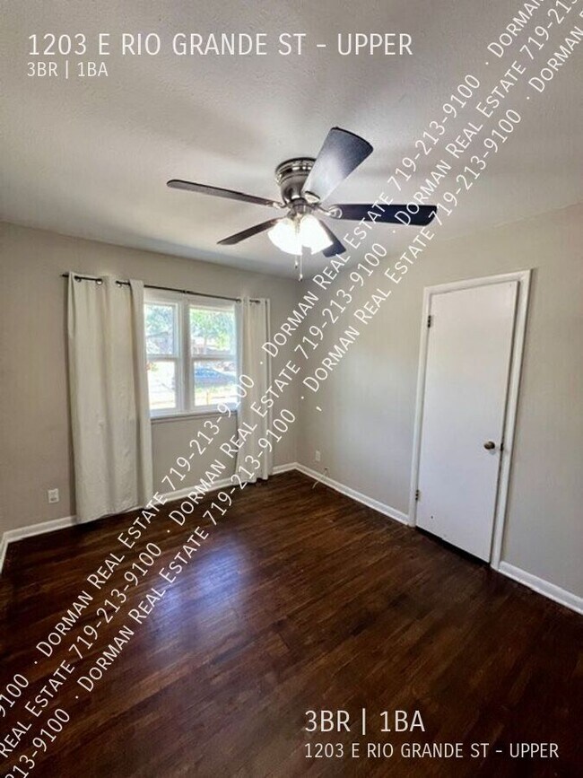 Building Photo - 1203 E Rio Grande St