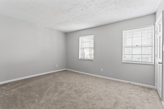 Building Photo - 6428 Wood Cir W