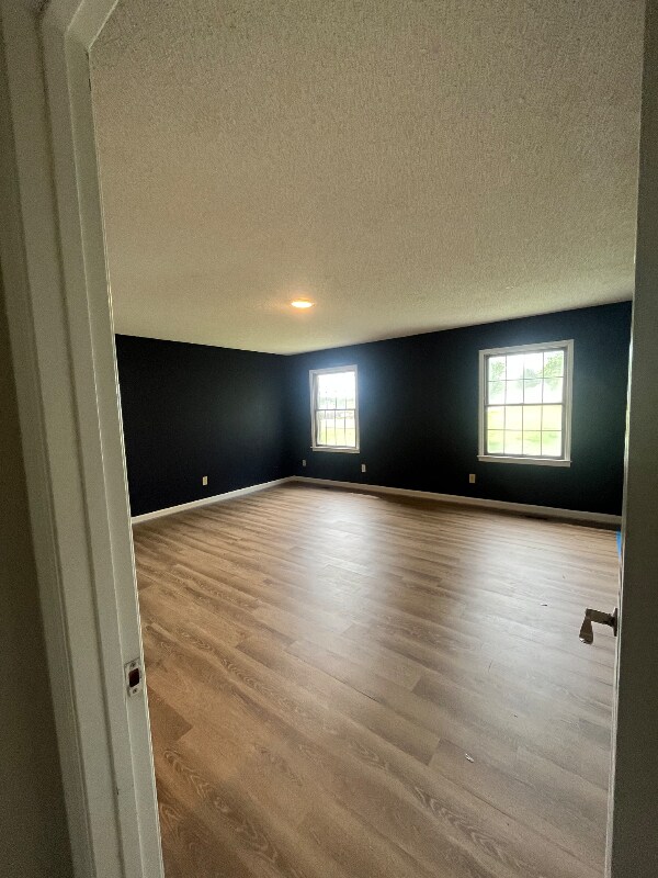 Building Photo - 120 Roy Dr