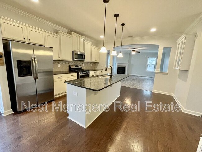 Building Photo - 3037 Eaglecrest Ln