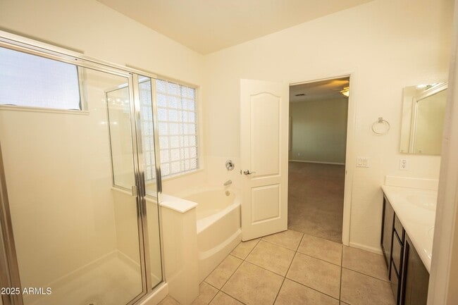Building Photo - 42920 N Raleigh Ct