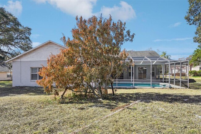 Building Photo - 918 Academy Dr