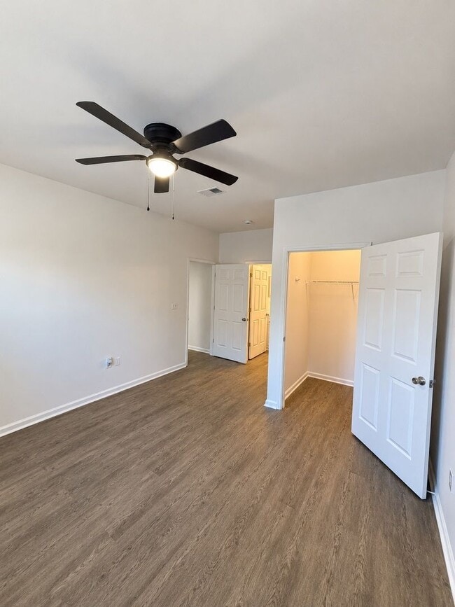 Building Photo - 1814 Chatelain Way