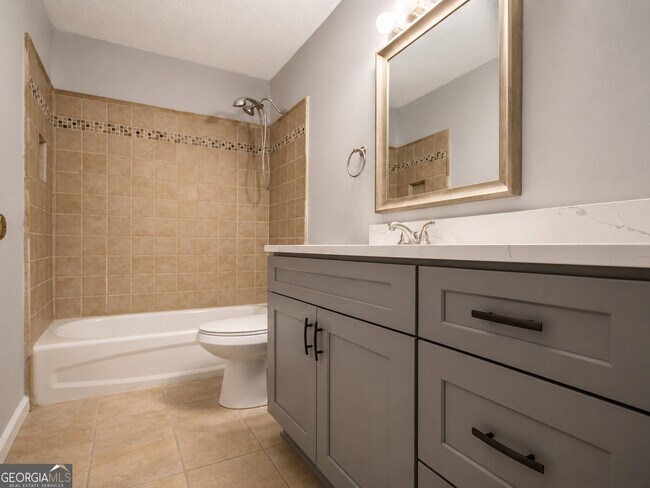 Building Photo - 370 Darter Run NW