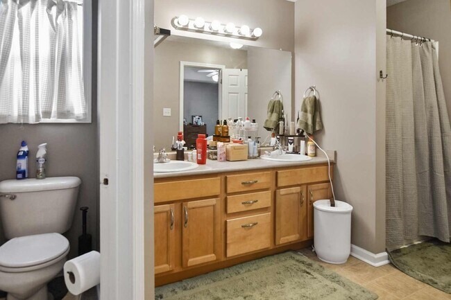 Building Photo - 795 Sugarcane Way