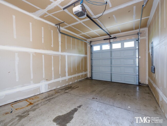 Building Photo - Modern Living with A/C and Attached Garage!