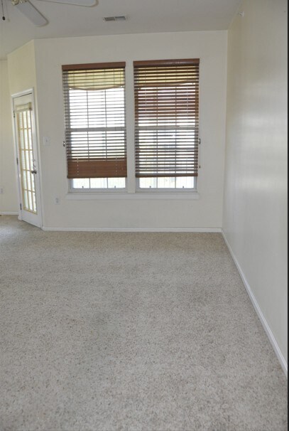 Building Photo - 12008 Amber Ridge Cir