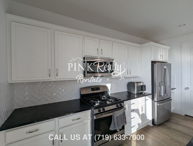 Building Photo - 8021 Buffalo Horn Dr