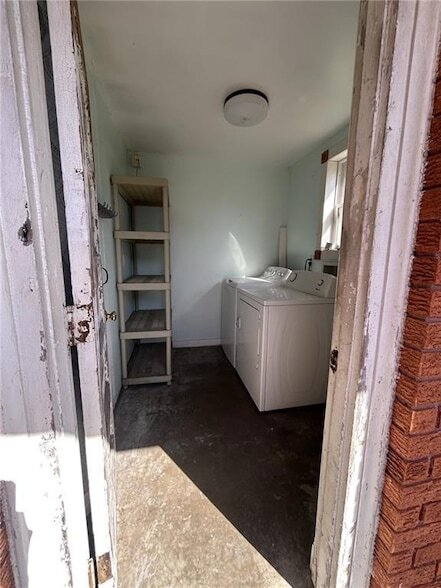 Building Photo - 41 Mason St