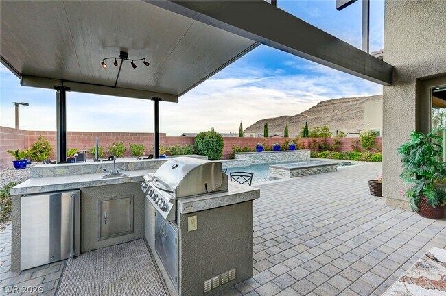 Building Photo - 6832 Apogee Ridge Ct