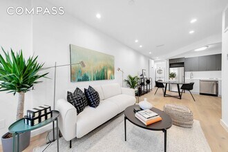 Building Photo - 1390 Putnam Ave