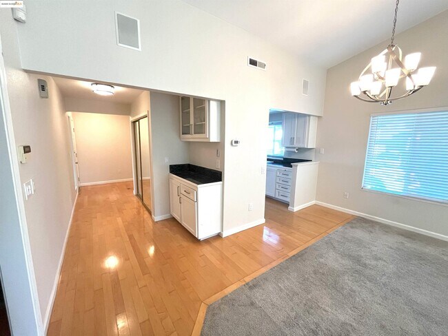 Building Photo - 5789 Cutter Loop