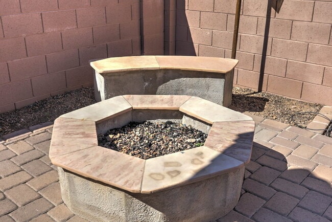 Building Photo - Northern Rancho Sahuarita