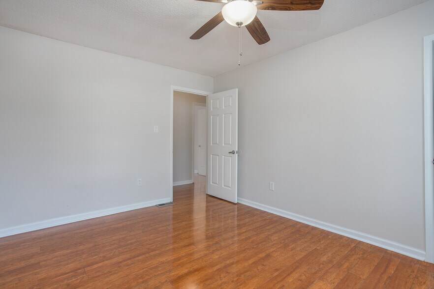Second Bedroom - 2244 W Front St