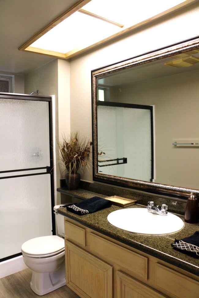 Building Photo - 248 St Francis St