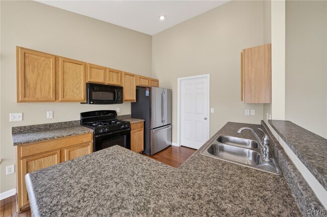 Building Photo - 5472 Alfreton Dr