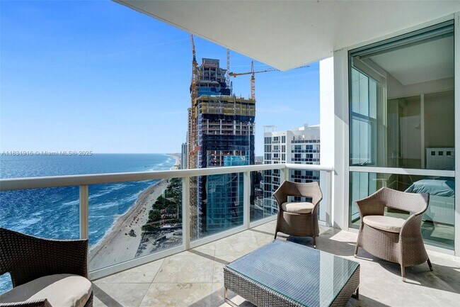 Building Photo - 18101 Collins Ave