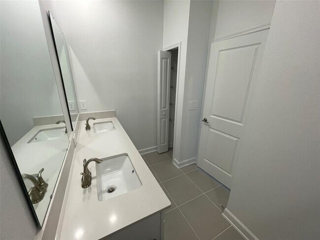 Building Photo - 1873 Bright Sky Dr