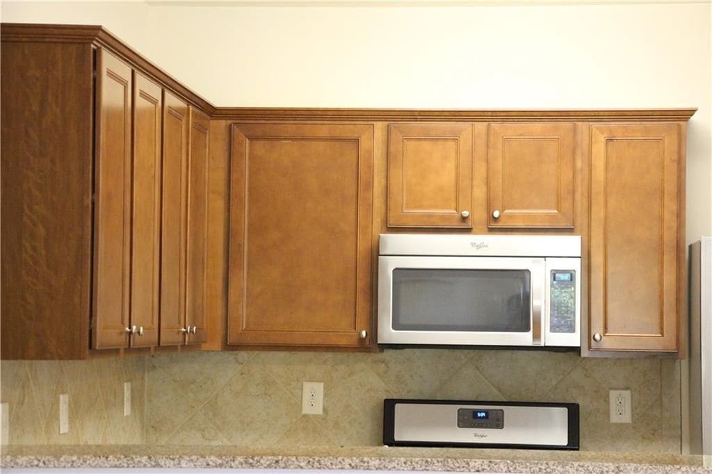 Building Photo - 5624 Moresby Ct