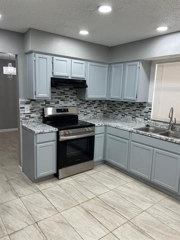 Building Photo - 2319 Abbington Ln