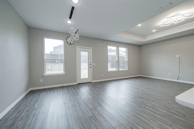 Building Photo - 427 Holt Ln