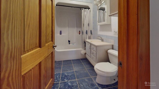 Building Photo - 49-49 Rockwell St