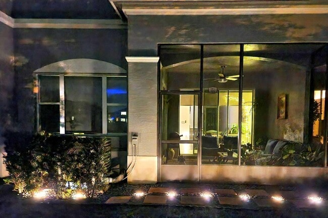 Building Photo - 2247 SW Cape Cod Dr