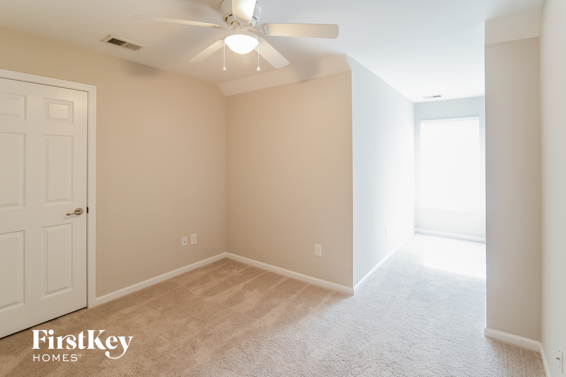 Building Photo - 8281 Little Sydneys Way