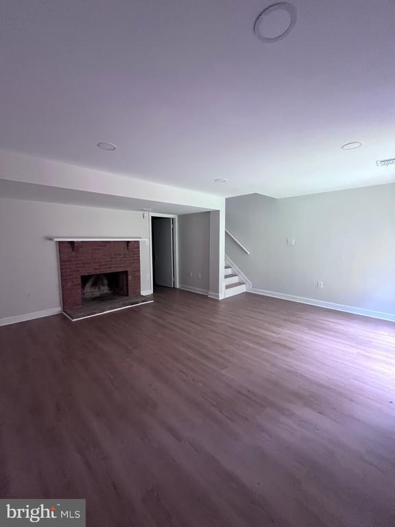 Building Photo - 14829 Emberdale Dr