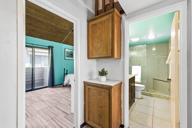 Building Photo - 731 Seacoast Dr