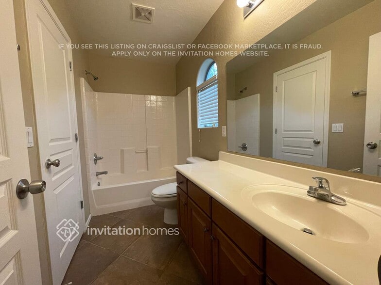 Building Photo - 451 S Hawes Rd