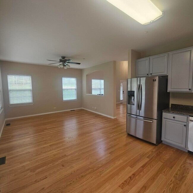 Building Photo - 6085 Delaney Dr