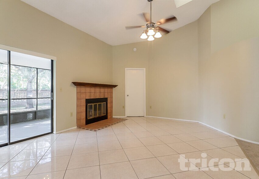 Building Photo - 8111 Hathaway Dr