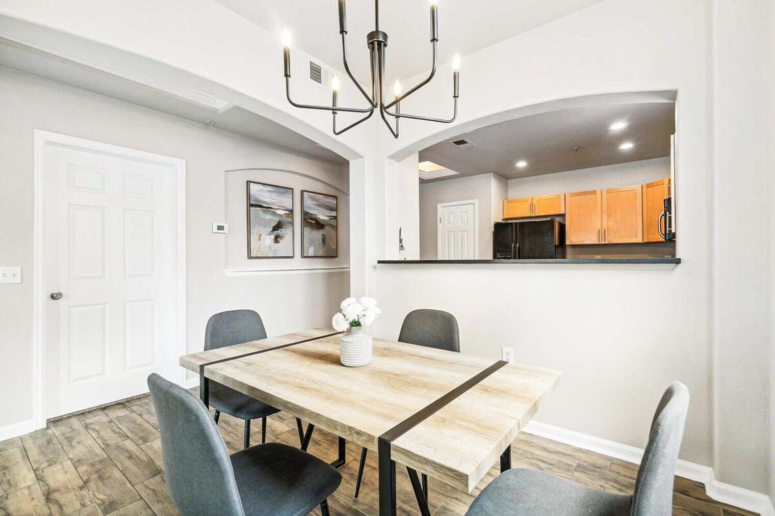 Building Photo - 1727 Pearl St