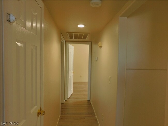 Building Photo - 601 Cabrillo Cir