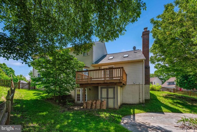 Building Photo - 893 Broad Oaks Dr