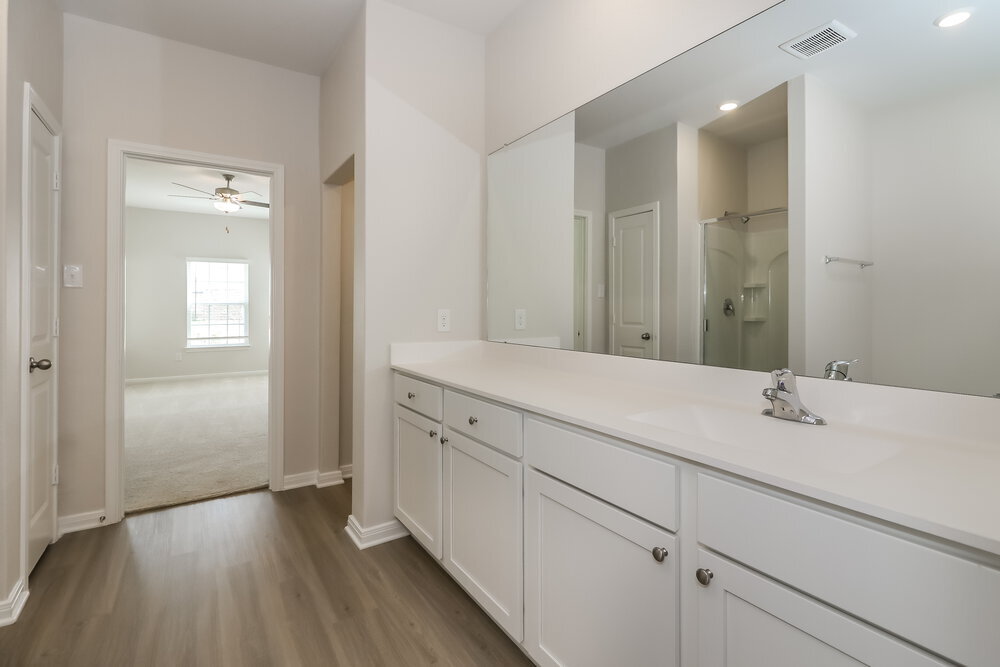 Building Photo - 428 Beechwood Hacienda Dr