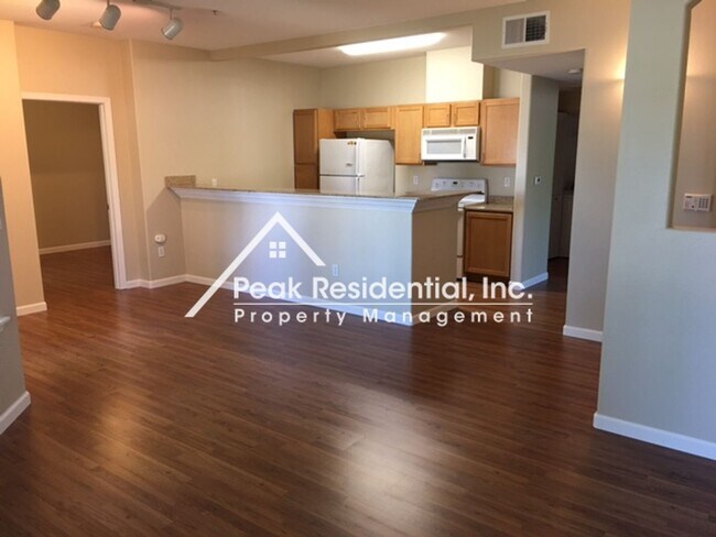 Building Photo - Spacious 2bd/2ba North Natomas Condo