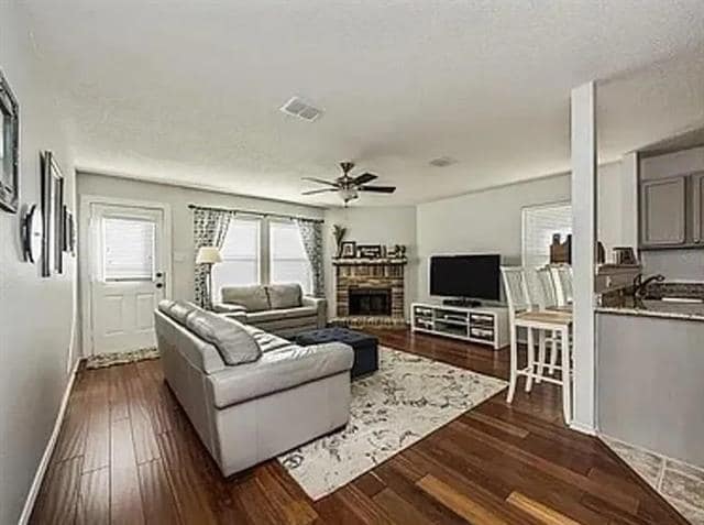 Building Photo - 2236 White Pine Dr