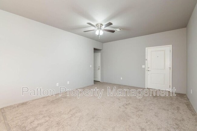 Building Photo - 508 Yates St