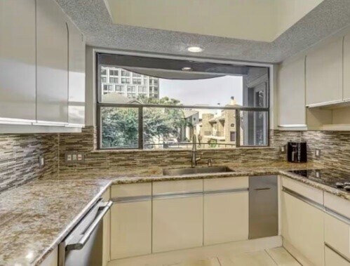 Building Photo - 5608 San Felipe St