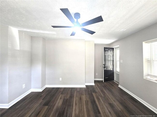 Building Photo - 874 W Orange St